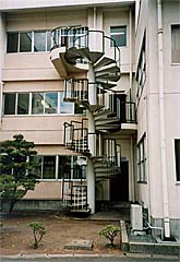 摜2Ew